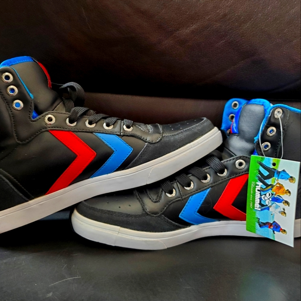 Hummel Shoes